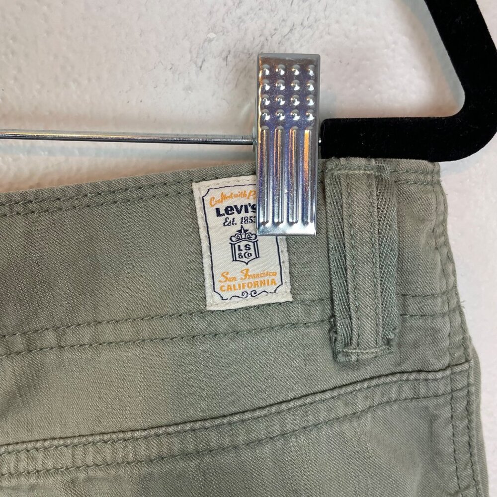 Levi's Women's 8 Y2K Capri Cargo Army Green Low Rise Pants Grunge Punk Skater - Picture 8 of 10